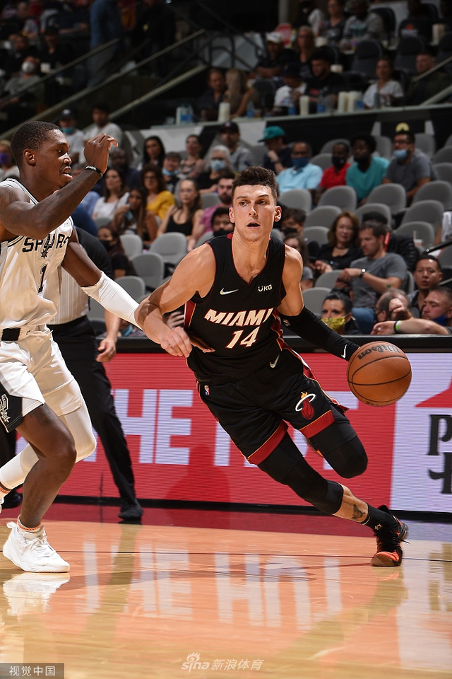 在塔雷米对 在塔雷米对